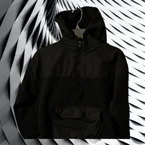 ZARA Black Hoodie - Junior - Picture 1 of 9